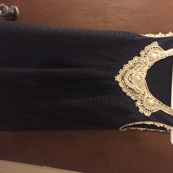 Lace Beaded Dress - Picture 2 of 6